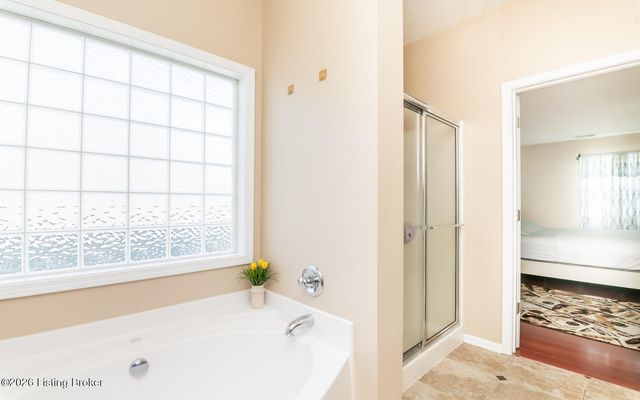 11515 Top Walnut Loop, Louisville, KY 40229
