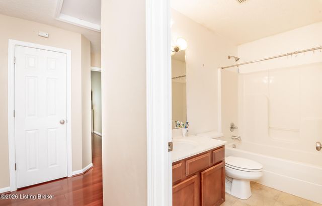 11515 Top Walnut Loop, Louisville, KY 40229