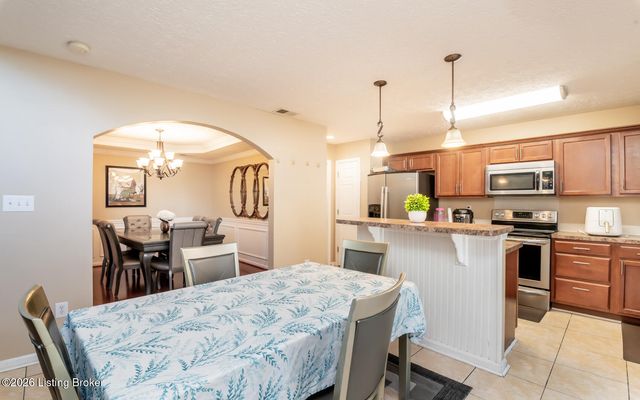 11515 Top Walnut Loop, Louisville, KY 40229