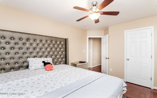 11515 Top Walnut Loop, Louisville, KY 40229