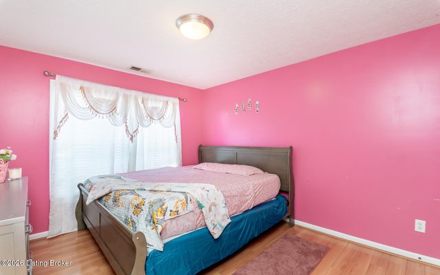 11515 Top Walnut Loop, Louisville, KY 40229