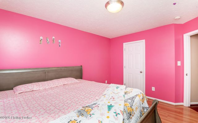 11515 Top Walnut Loop, Louisville, KY 40229