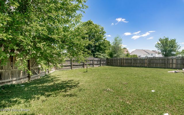 11515 Top Walnut Loop, Louisville, KY 40229