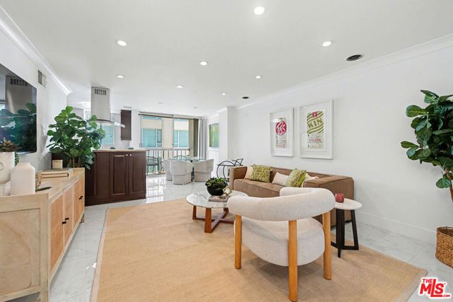 10747 Wilshire PH6, Los Angeles, CA 90024