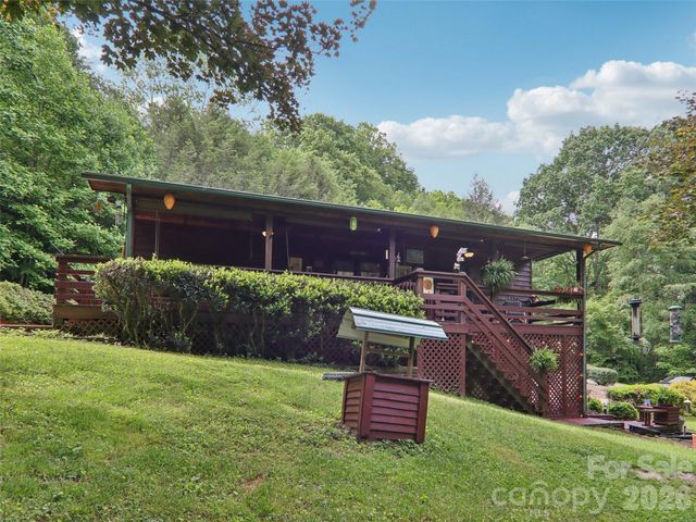 457 Shady Ridge Road, Waynesville, NC 28785