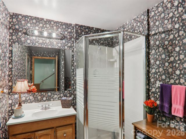 457 Shady Ridge Road, Waynesville, NC 28785