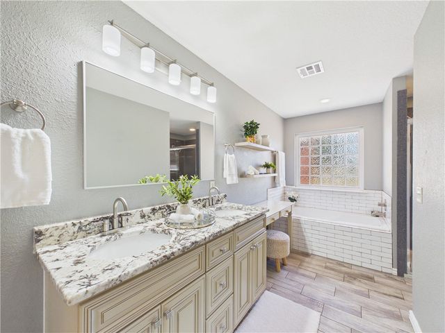 143 Pueblo Drive, Rogers, AR 72756