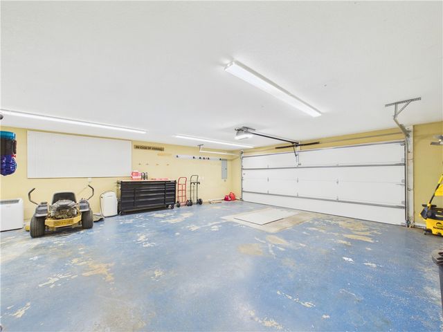 143 Pueblo Drive, Rogers, AR 72756