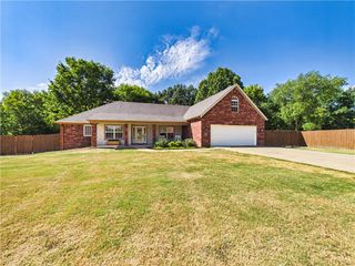 143 Pueblo Drive, Rogers, AR 72756