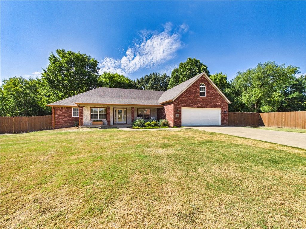 143 Pueblo Drive, Rogers, AR 72756