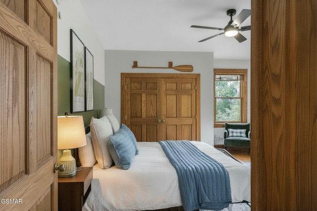 2417 Sylvan Glen Way, Pigeon Forge, TN 37863