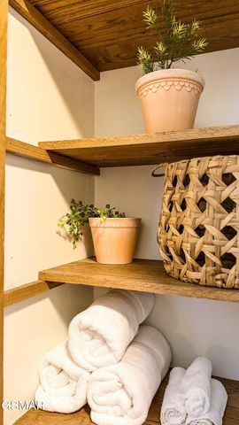 2417 Sylvan Glen Way, Pigeon Forge, TN 37863