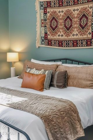 2417 Sylvan Glen Way, Pigeon Forge, TN 37863