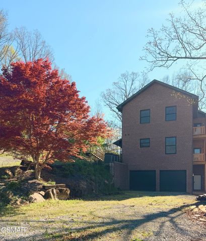 2417 Sylvan Glen Way, Pigeon Forge, TN 37863