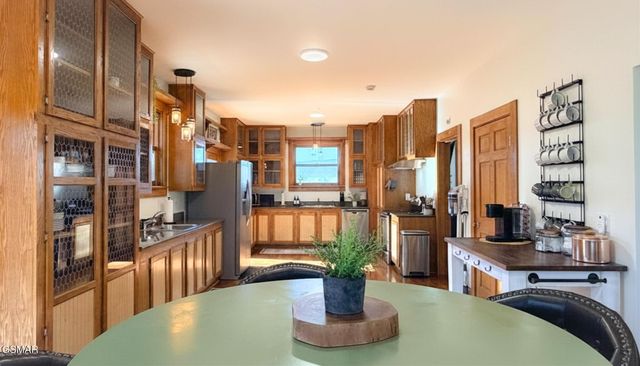 2417 Sylvan Glen Way, Pigeon Forge, TN 37863