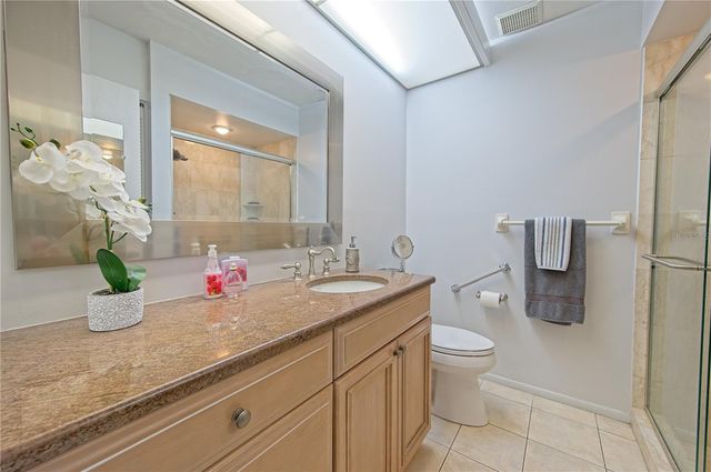 7402 9TH AVENUE W 7402, Bradenton, FL 34209