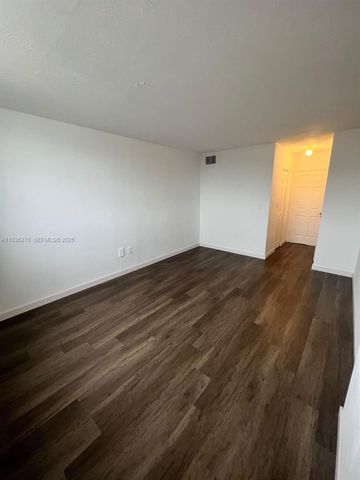1475 NE 125th Ter 412-A, North Miami, FL 33161