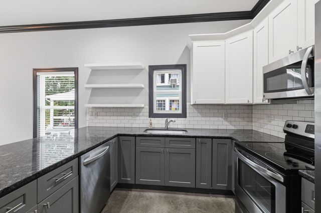 2411 Vine Street, Chattanooga, TN 37404