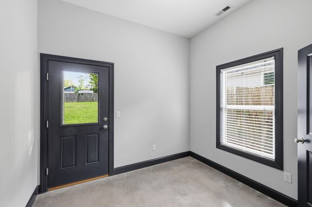 2411 Vine Street, Chattanooga, TN 37404