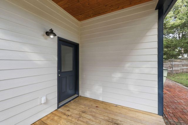 2411 Vine Street, Chattanooga, TN 37404