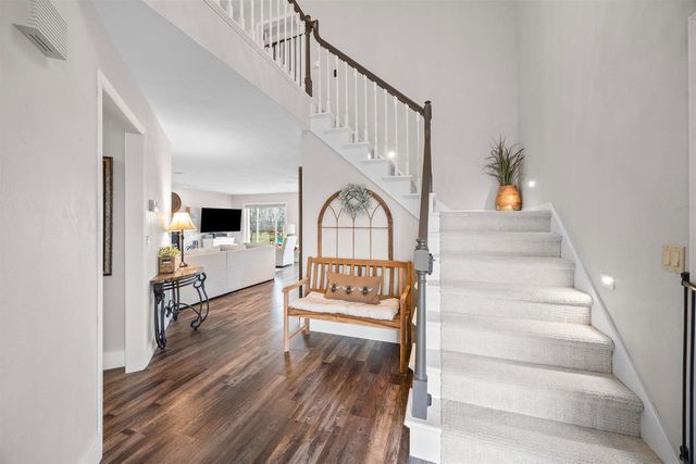 7551 SUNBURST LANE, Neenah, WI 54956