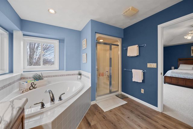 7551 SUNBURST LANE, Neenah, WI 54956