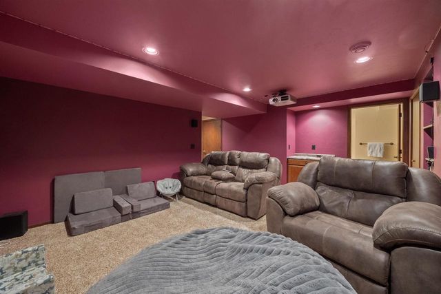 7551 SUNBURST LANE, Neenah, WI 54956