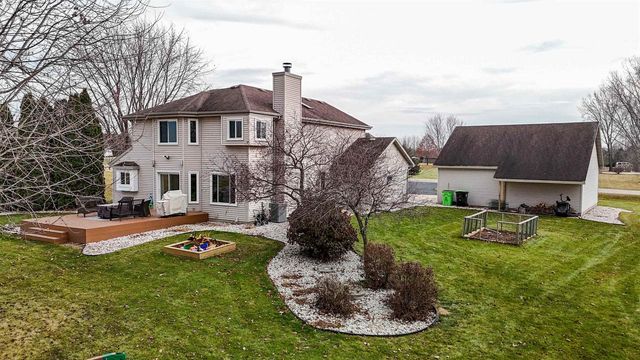 7551 SUNBURST LANE, Neenah, WI 54956
