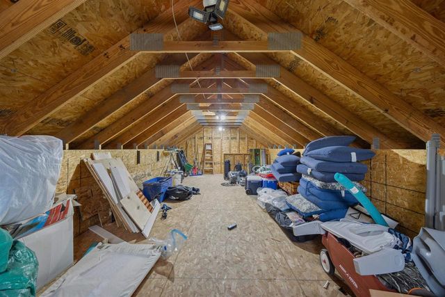 7551 SUNBURST LANE, Neenah, WI 54956