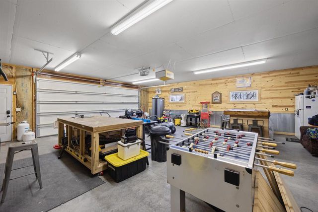 7551 SUNBURST LANE, Neenah, WI 54956