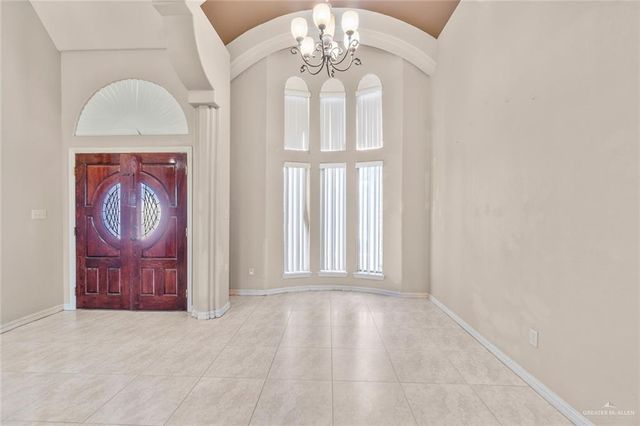 2904 Victoria Street, Hidalgo, TX 78557
