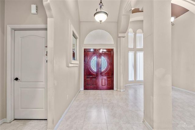 2904 Victoria Street, Hidalgo, TX 78557