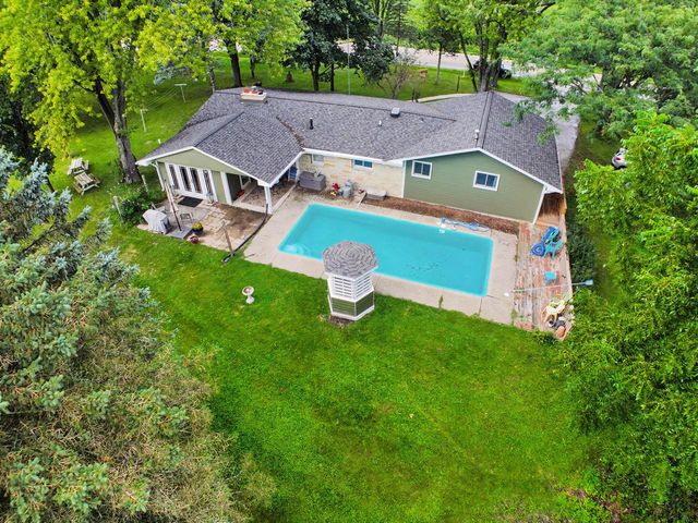 W975 COUNTY ROAD L, East Troy, WI 53120
