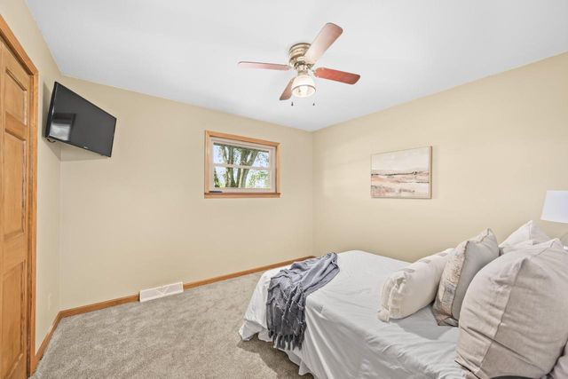 W975 COUNTY ROAD L, East Troy, WI 53120
