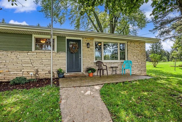 W975 COUNTY ROAD L, East Troy, WI 53120