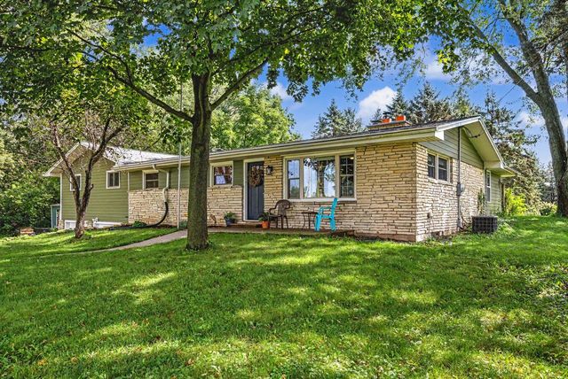 W975 COUNTY ROAD L, East Troy, WI 53120