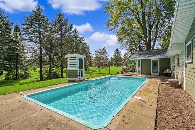 W975 COUNTY ROAD L, East Troy, WI 53120