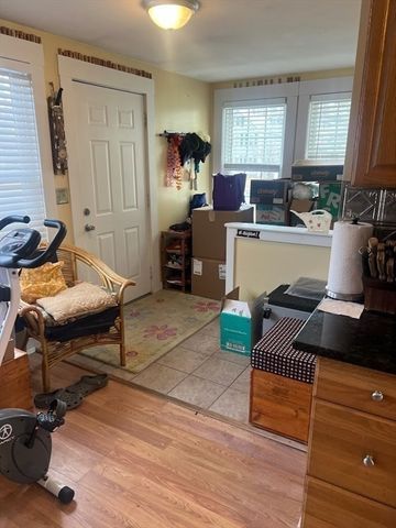 9 Broad St 1, Marlborough, MA 01752