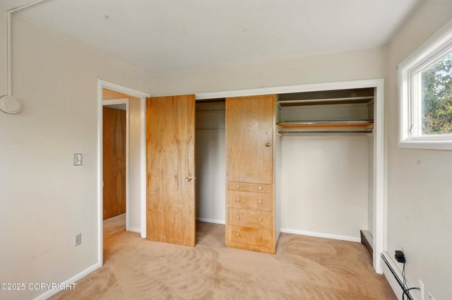 7101 O'Malley Road, Anchorage, AK 99507