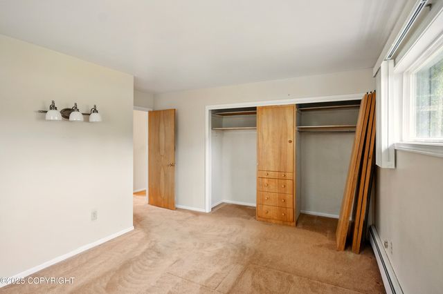 7101 O'Malley Road, Anchorage, AK 99507