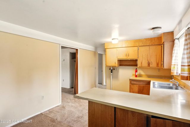 7101 O'Malley Road, Anchorage, AK 99507