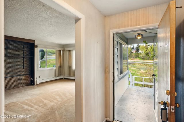 7101 O'Malley Road, Anchorage, AK 99507