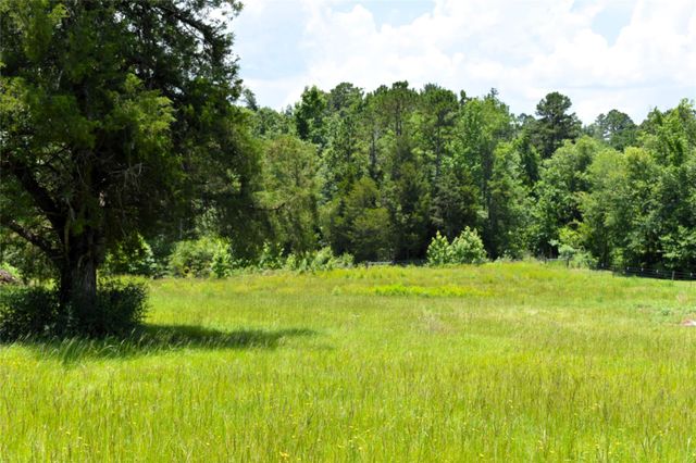 8034 E County Road 212, Buffalo, TX 75831