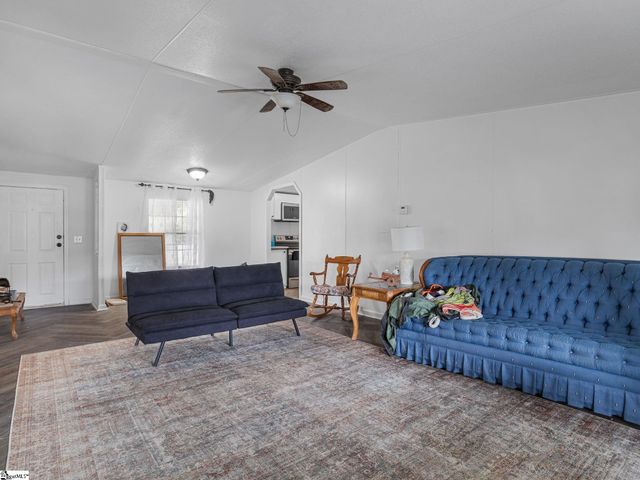 110 Stroup Court, Waterloo, SC 29384