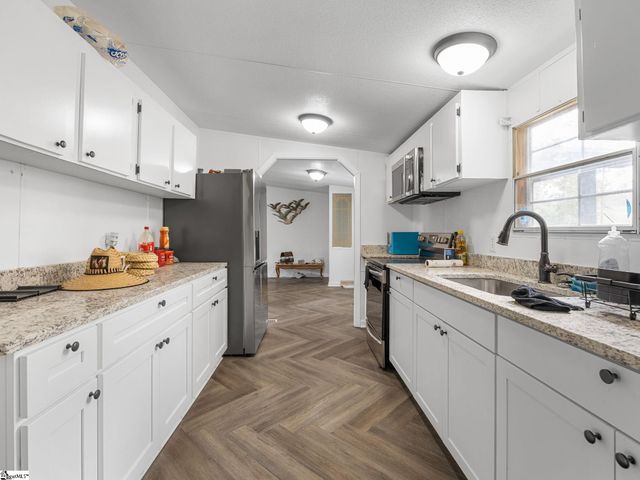 110 Stroup Court, Waterloo, SC 29384