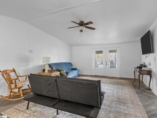 110 Stroup Court, Waterloo, SC 29384