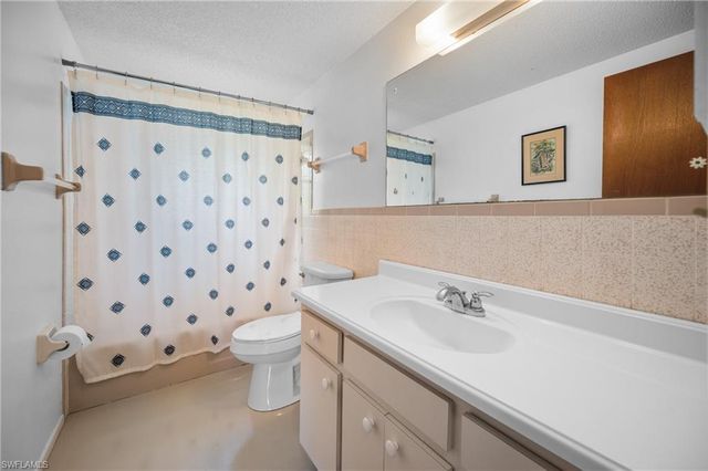 901 Ponderosa RD, Venice, FL 34293