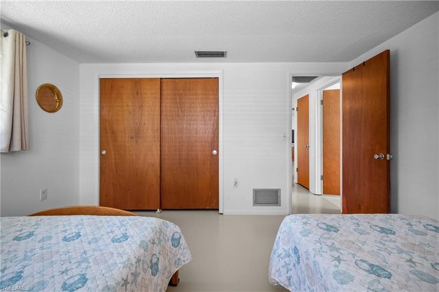 901 Ponderosa RD, Venice, FL 34293