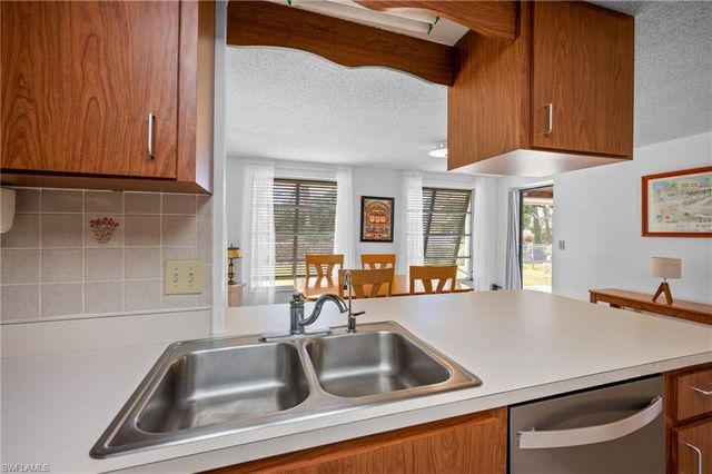 901 Ponderosa RD, Venice, FL 34293