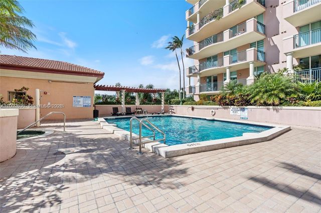 17555 Atlantic Boulevard 902, Sunny Isles Beach, FL 33160